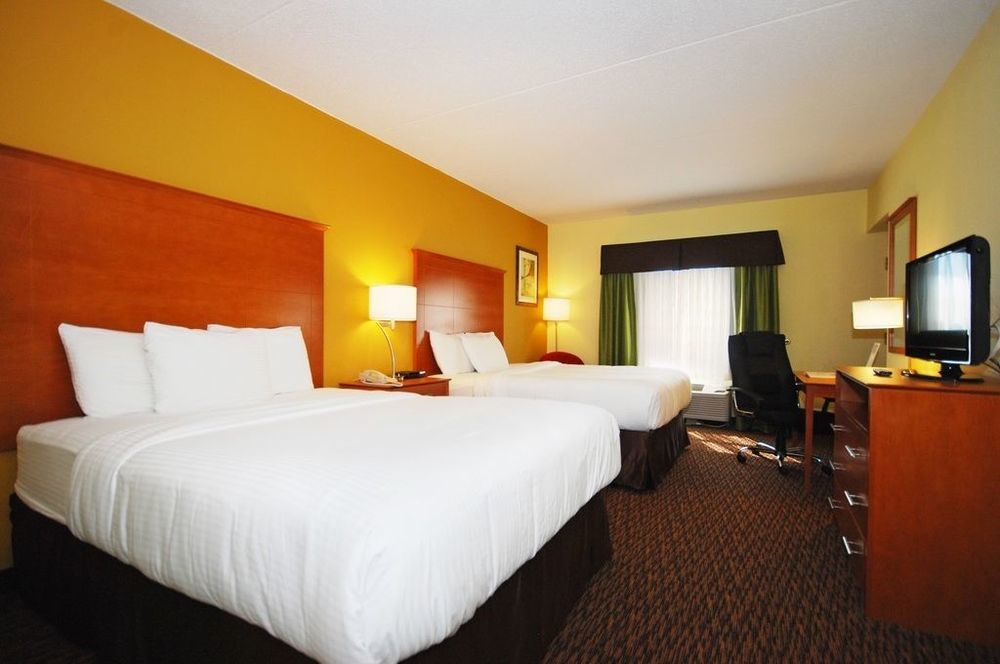Clarion Hotel & Suites University-Shippensburg Ruang foto